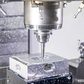 Тенденция на развитие на съвременното CNC фрезоване